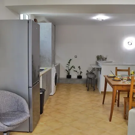 Inna's Summer House Lixouri