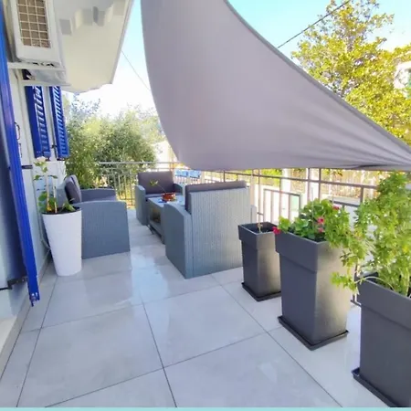 Apartment Inna's Summer House