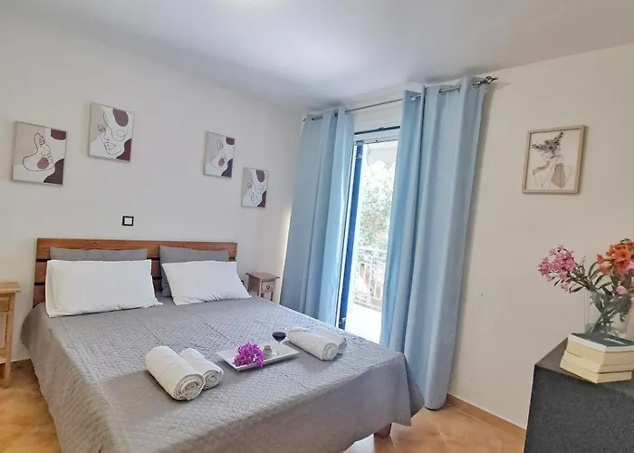 Inna's Summer House Lixouri