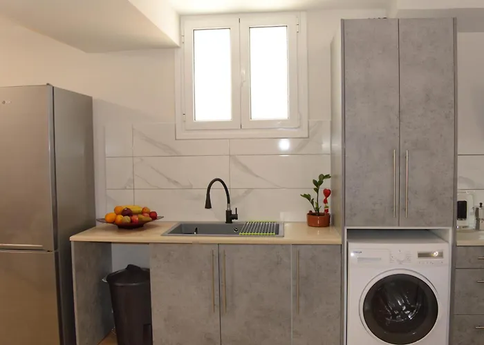 Inna's Summer House Apartament *